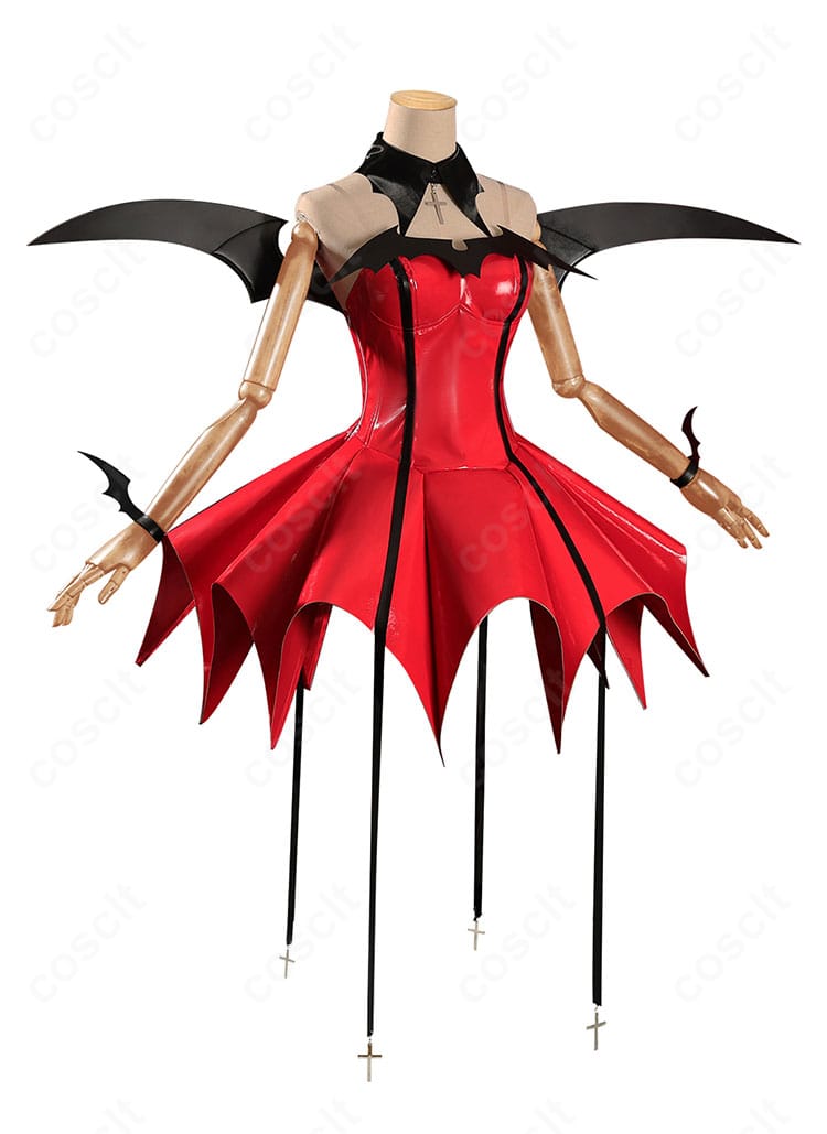 ほしな歌唄 ルナティックチャーム衣装のサイドビュー。ウエスト〜ヒップのラインとフレアシルエットを確認。