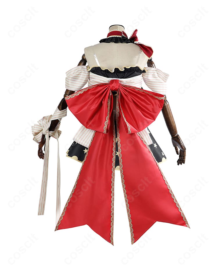 背面全身カット。背部の大きな蝶結びとスカートのシルエット、後ろ姿のバランスが分かる画像。