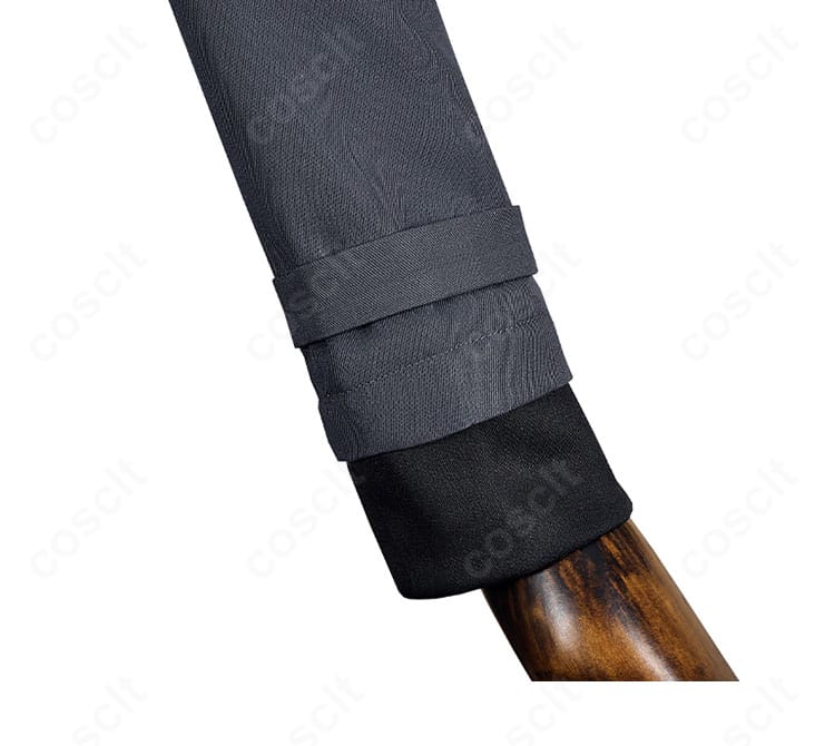 袖の形状と意匠を拡大した日奈森あむ 制服コスプレの袖ディテール