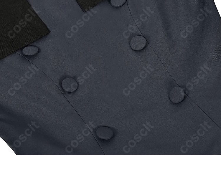 ボタンの意匠と配置を示す日奈森あむ 制服コスプレのボタン詳細