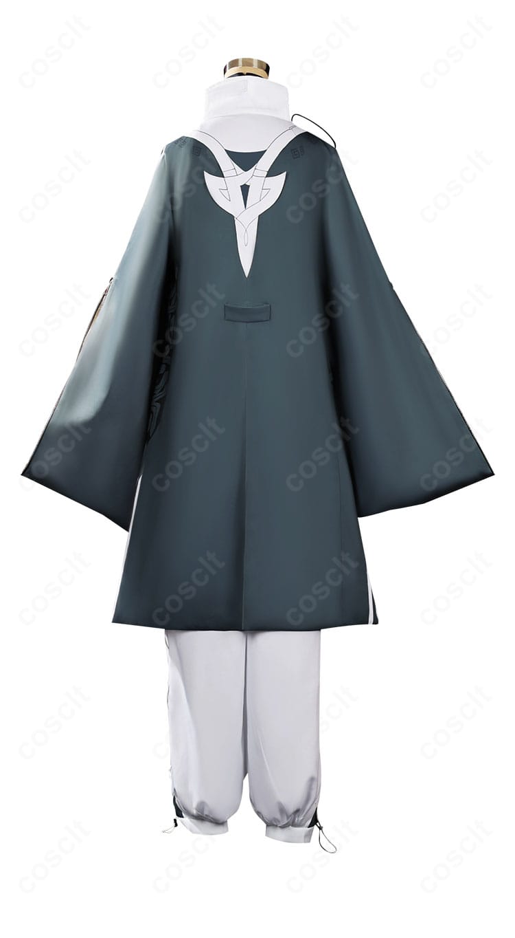 アークナイツ ユウ コスプレ衣装の背面。背中の切り替えとベルト配置など後ろ姿のディテール。