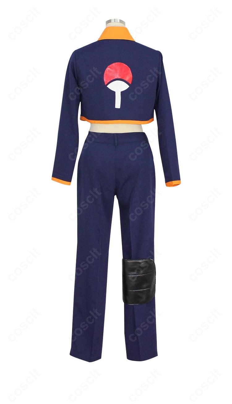 NARUTO−ナルト− うちはオビト コスプレ衣装の背面。背中のラインと裾の形状、シワの出にくい構造が分かる。