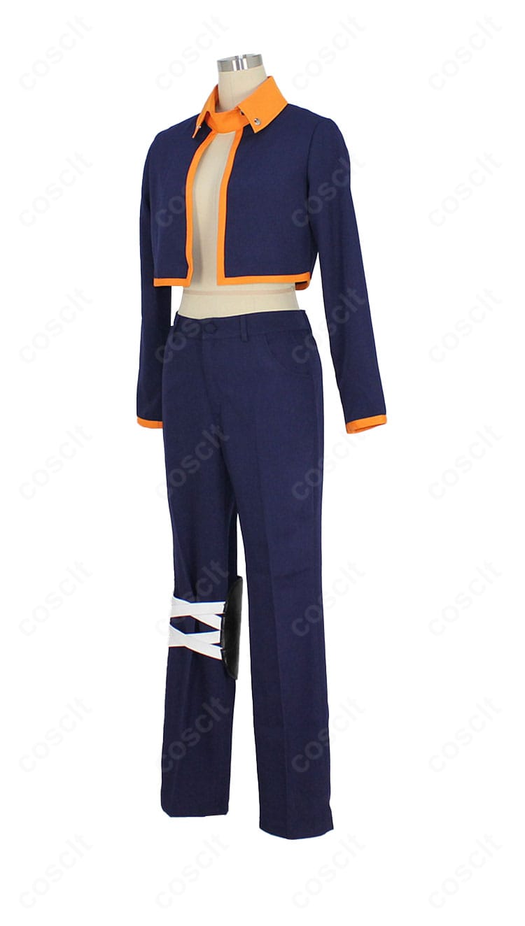 NARUTO−ナルト− うちはオビト コスプレ衣装の左側面。直線的でクールなシルエットと裾の落ち感が見える画像。