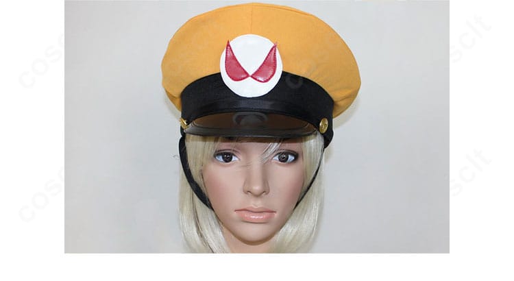 オレスキーの帽子ディテール。クラウンの高さと装飾パーツの配置を鮮明に記録。