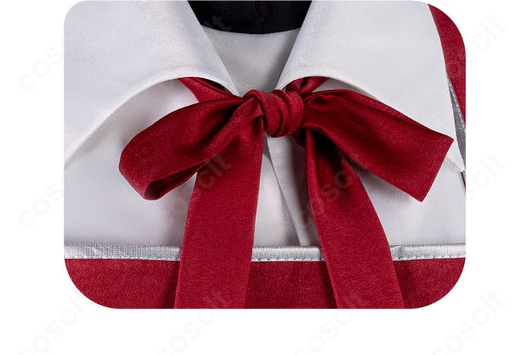 シエル・ファントムハイヴ コスプレ衣装の蝶ネクタイ装飾詳細。結び目の形状と発色を示す接写画像