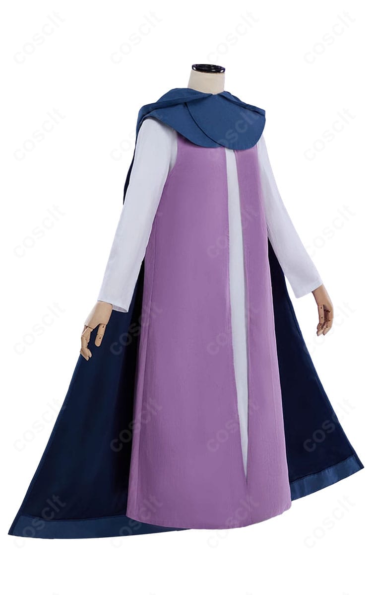 ゼルダ姫 お忍びの服の側面シルエット。マントの落ち感とウエストラインが美しい。