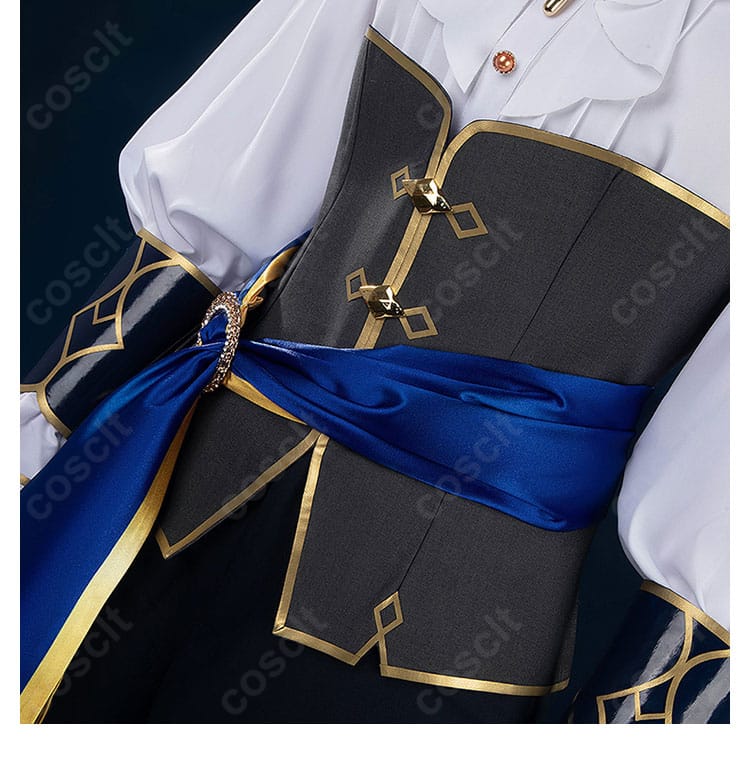 腰封（コルセットベルト）装飾の接写。前面パネルの意匠と金具配置を示す。