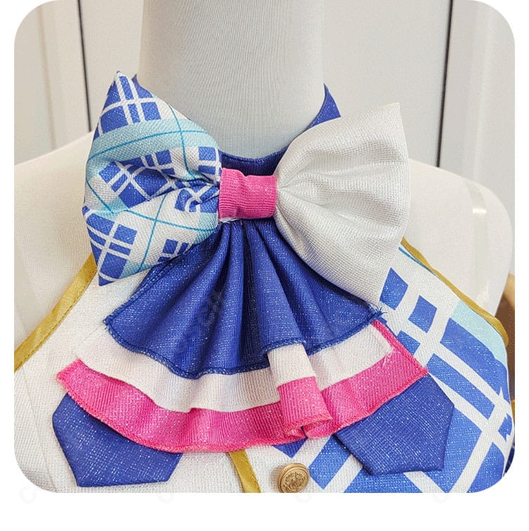 首元リボン装飾のクローズアップ。結び目の立体感とセンターパーツの質感が分かる、そらみ♡スマイルの象徴的ディテール