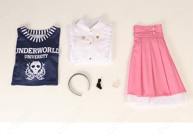 セット内容一式の並び写真。トップス・シャツ・スカート・カチューシャの4点が揃う。