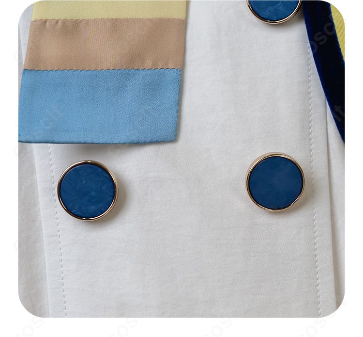 オリジナルボタンのディテール｜光を受けてきらめく彩色がポイント