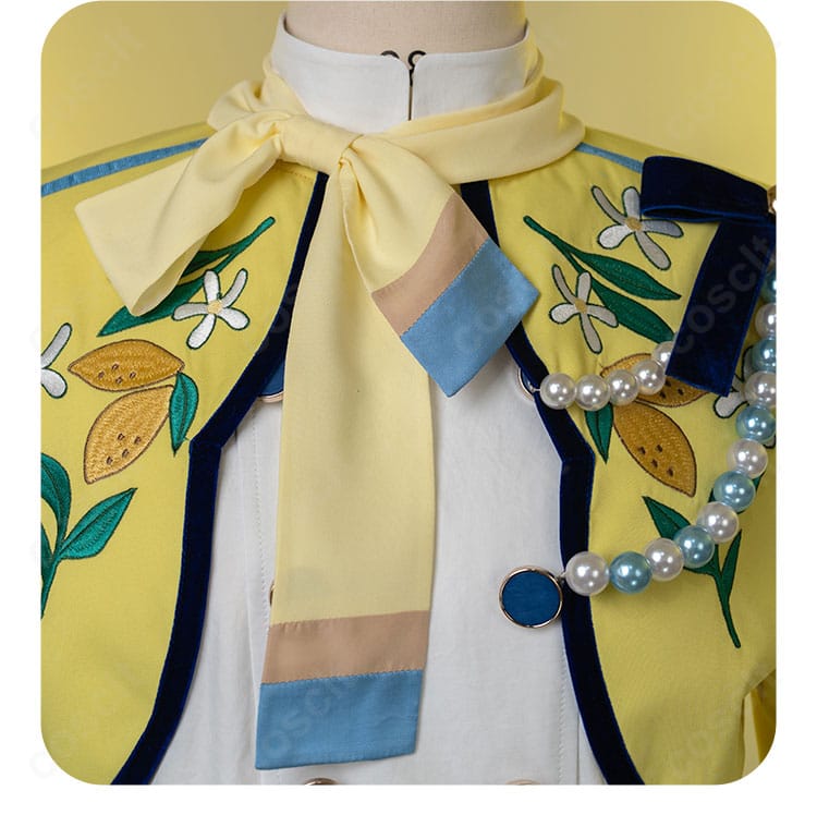 ネックアクセサリーとスカーフの拡大｜キャラクターらしさを引き立てる首元デザイン