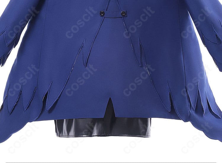 新衣装コスプレの背面装飾詳細。後ろ姿のディテールまで抜かりなく再現。