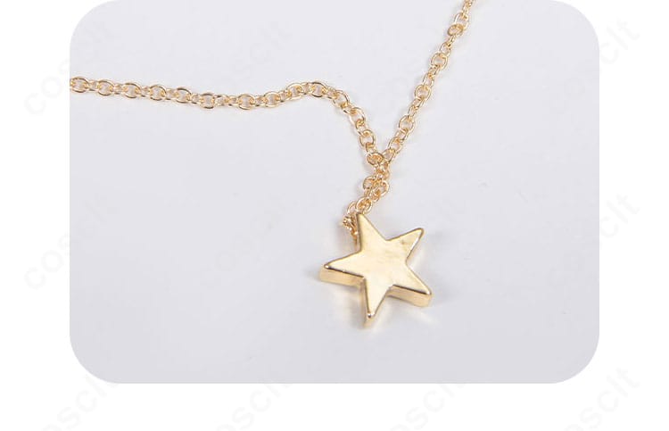 長崎そよ 私服衣装のネックレス装飾。再現度の高いアクセサリーの質感アップ