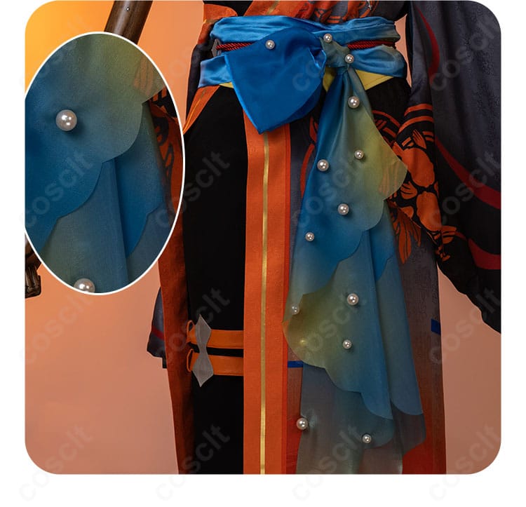 瞬祭礼衣装の腰封と飾り帯の詳細。シルエットを整える構造が見える