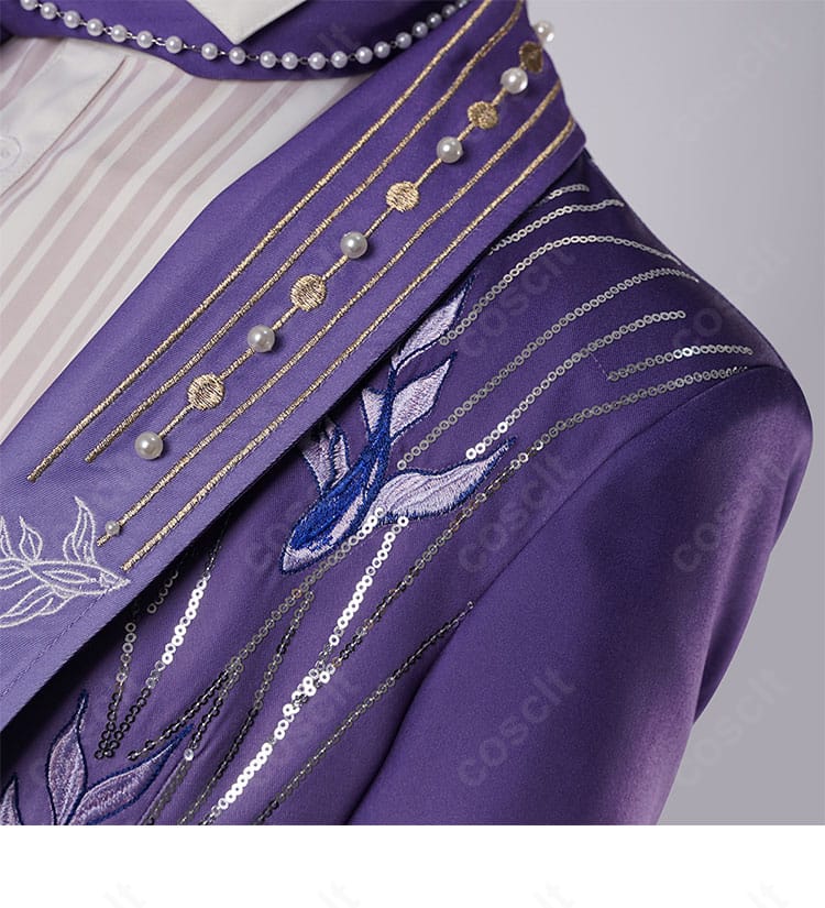 肩から袖にかけての装飾ディテール。袖口までのラインと素材感が分かるアップ。