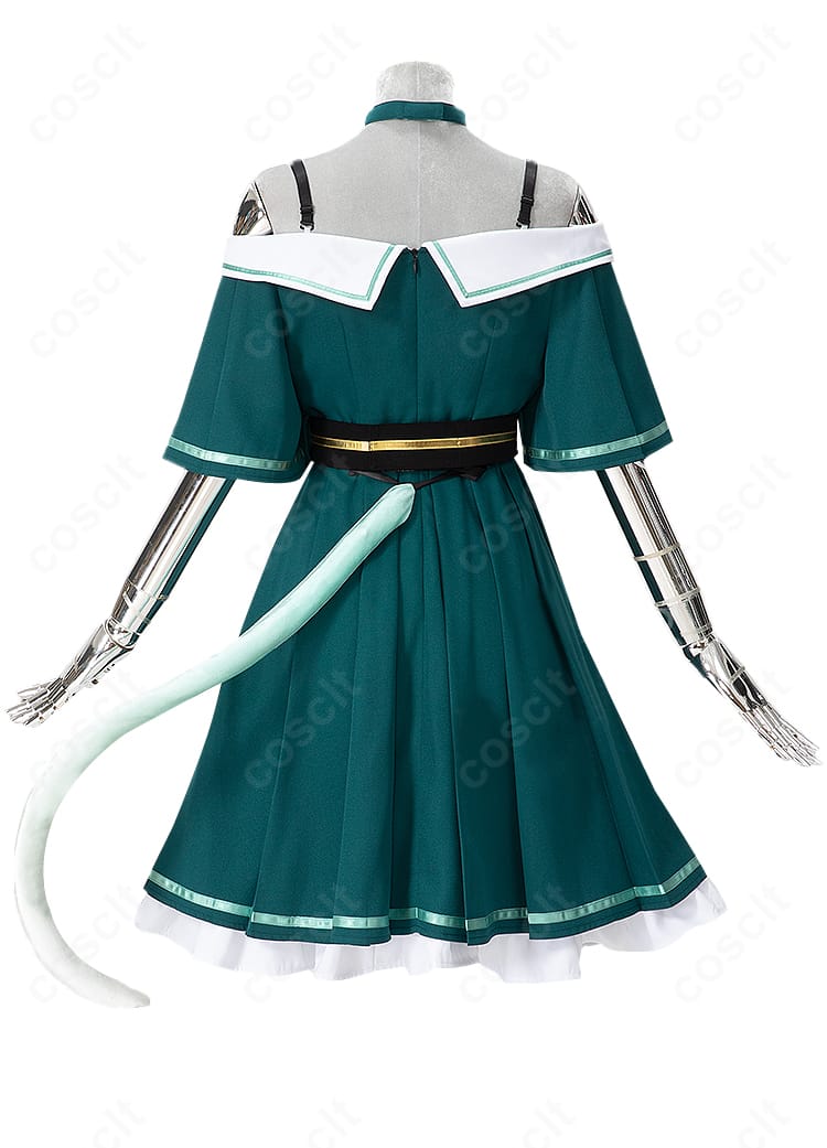 草薙寧々 cat lifeコスプレの背面。尻尾の長さと取り付け位置、背面装飾のバランスが見える