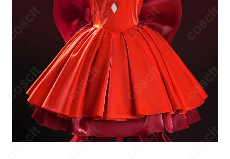 スカート部の装飾クローズアップ。仕上げの美しさと揺れ感を捉えた画像。