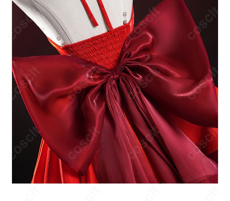 背部の蝶結び装飾の詳細。ボリュームと形状の美しさを確認可能。