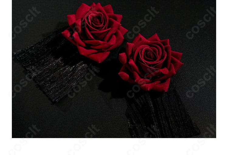 花の髪飾りの詳細。可愛らしい花モチーフでキャラ性を引き立てる。