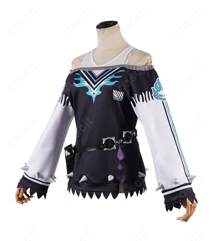 ホロライブ 輪堂千速 コスプレ衣装の側面。袖口と腰飾り、ベルト位置のバランスが確認できるディテールショット。