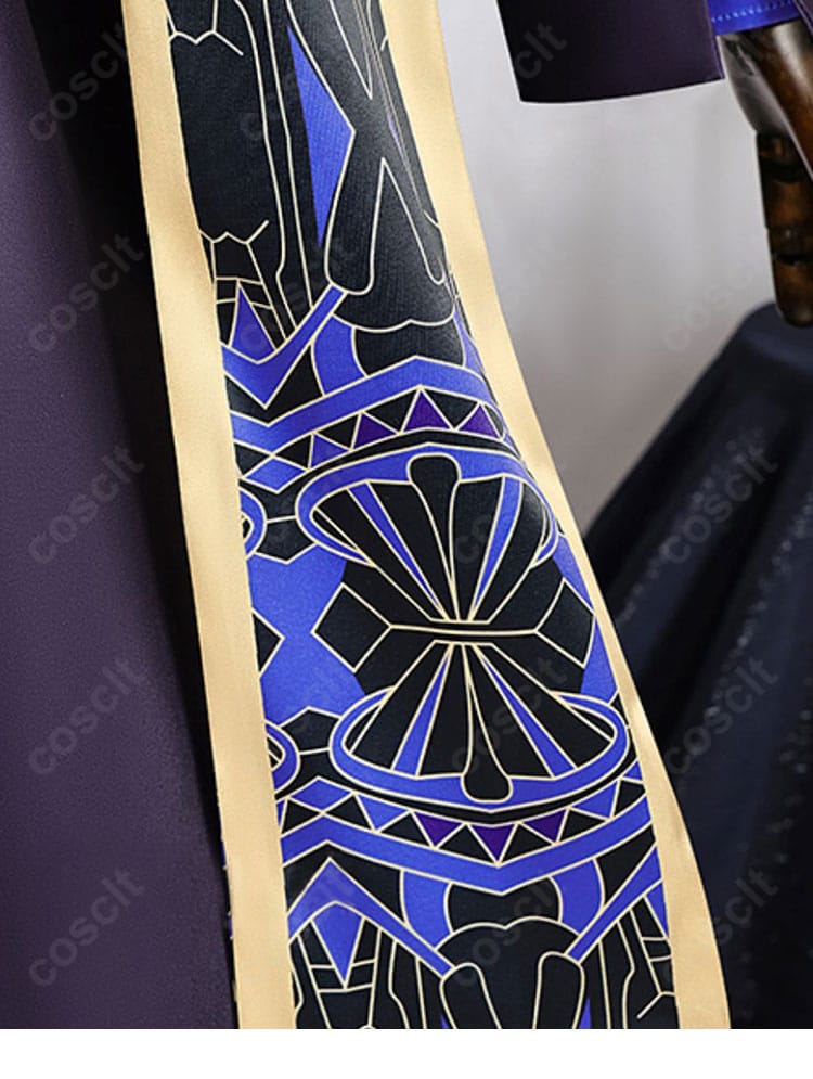 セノ衣装の模様装飾クローズアップ。特徴的なパターンを刺繍で表現。