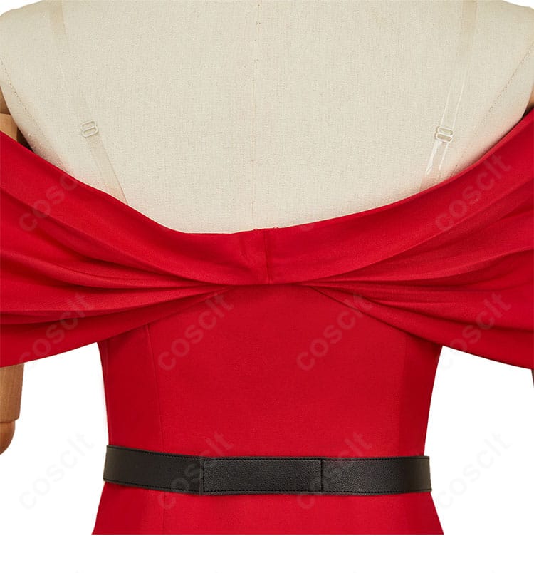 宝生麗子 コスプレ衣装の背面ディテール別角度。立体的な仕立てで後ろ姿も美しく。