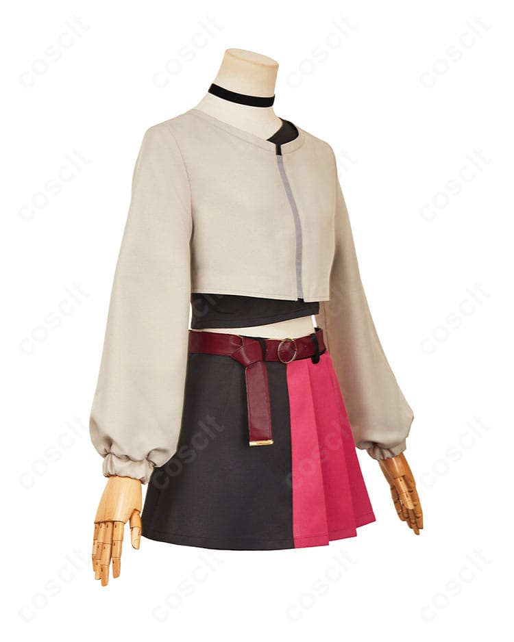 LAZARUS エレイナ衣装の右側面。袖口装飾とサイドラインの縫製が確認できる詳細。