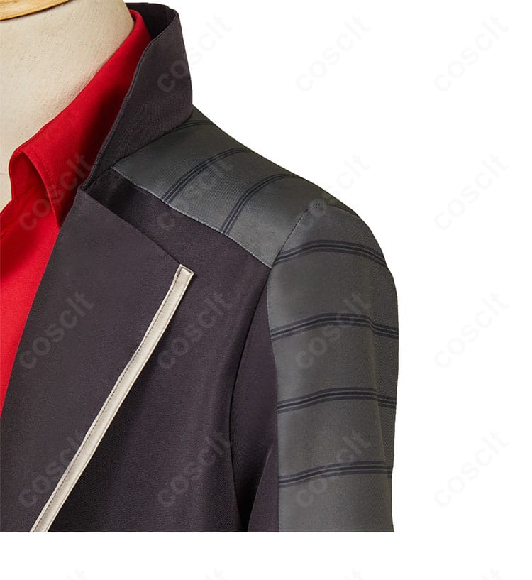 肩から袖にかけてのディテール。袖付けのラインとステッチワーク、肩のシルエットを拡大表示。