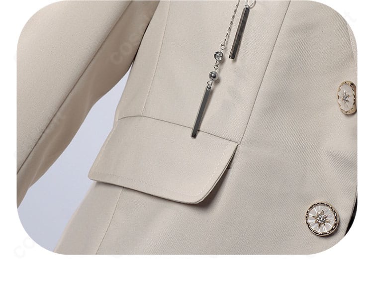 ポケット周りの装飾詳細。コートの衣袋デザインとステッチが見やすいセイヤ『星からの手紙』衣装。