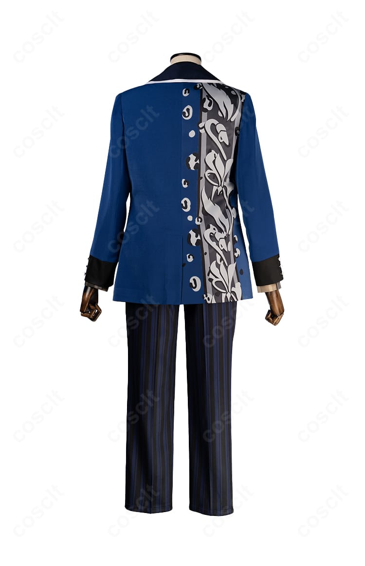 背面デザイン全景。背中の切り替え線と裾装飾、肩章の配置がわかるカット。