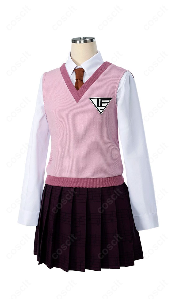赤松楓 コスプレ衣装の正面全体像。シャツ・ベスト・スカートのバランスと清楚なシルエットが分かるフロントビュー。