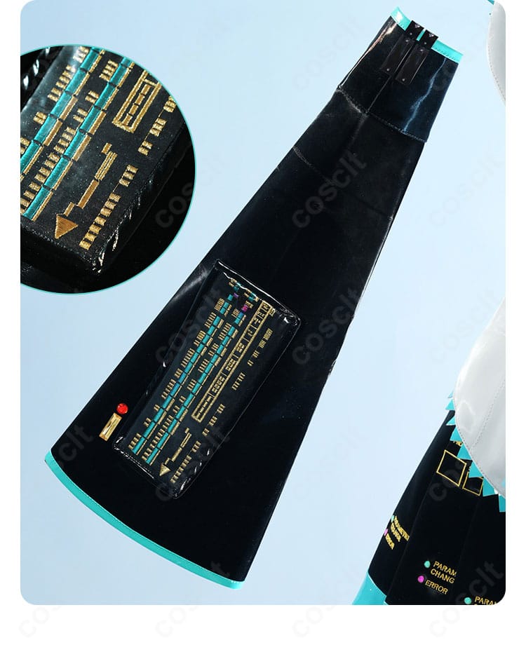 初音ミク V2 コスプレ衣装の袖装飾。甲まで覆うパーツの質感と縫製を詳細表示
