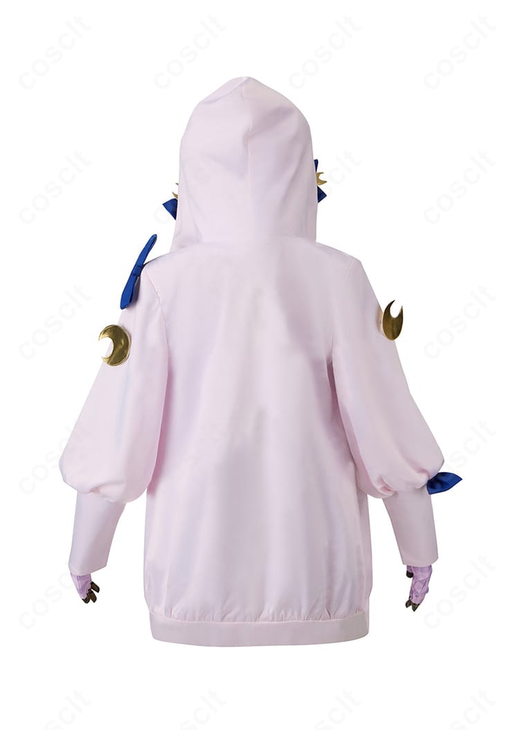 FGO ファンタズムーン 霊基再臨 第二段階コスプレの背面。背中のリボンや腰飾りなど背面ディテールの再現を示す写真。