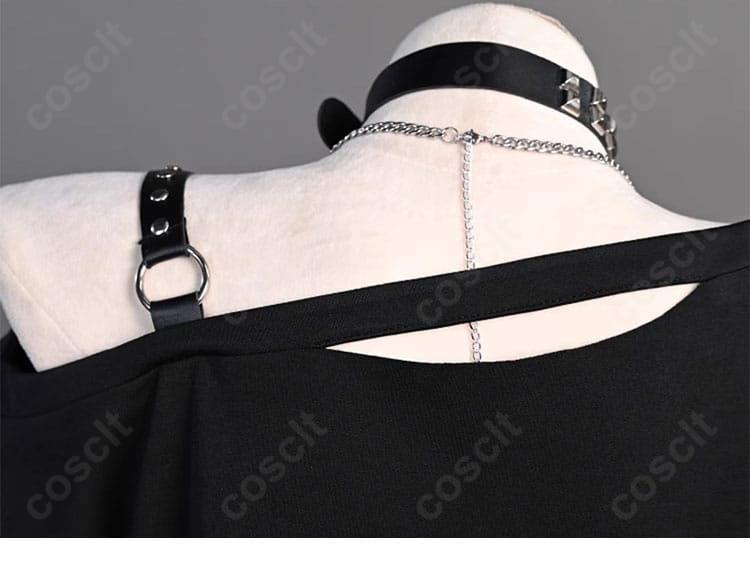 白石杏コスプレ衣装の背面装飾クローズアップ。動きに映えるディテールを確認可能。