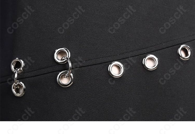 白石杏コスプレ衣装の背面スリット／開口デザイン。キャラクター性を引き立てる特徴的な意匠。