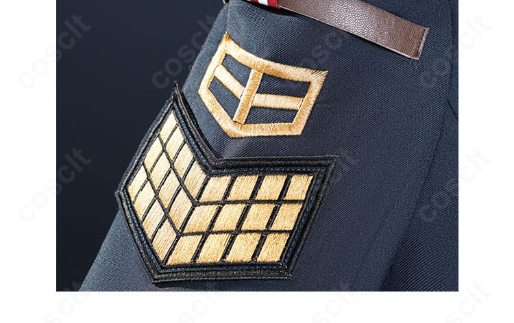 第五人格 ホセ・バーデン衣装のウエスト装飾。チェーンと金具のコントラストが高級感を演出。