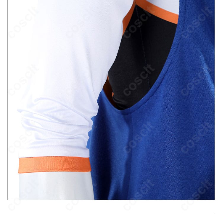 ルーク コスプレ衣装の袖口装飾ディテール。クールなデザインと丁寧な縫製。