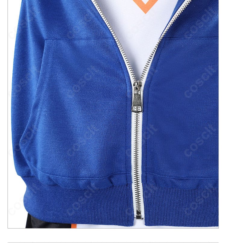 ルーク コスプレ衣装のフロントチェーン装飾ディテール。ストリート感を高める金属風パーツ。