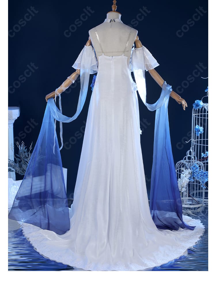 無期迷途 ハーメル衣装の背面ビュー。背中のラインやスカートの落ち感、後ろ飾りの配置を確認。