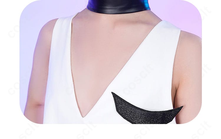 ネックラインの装飾詳細。チョーカーと襟元の質感・縫製アップ