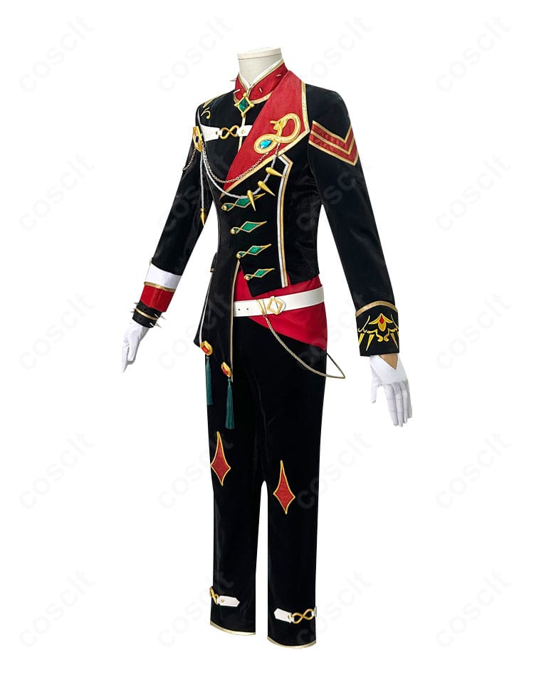 ウロボロス衣装の側面。コートのシルエットとベルト位置、袖ラインのバランスを確認できる画像。