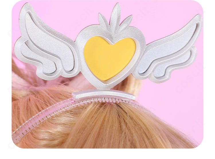 ヘアアクセサリーのハート装飾拡大。縁取りとカットの精度を確認