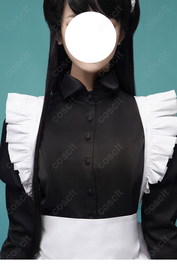 古見硝子 メイド服 襟元の意匠。精緻なレースとボタン装飾で上品さを強調したアップ