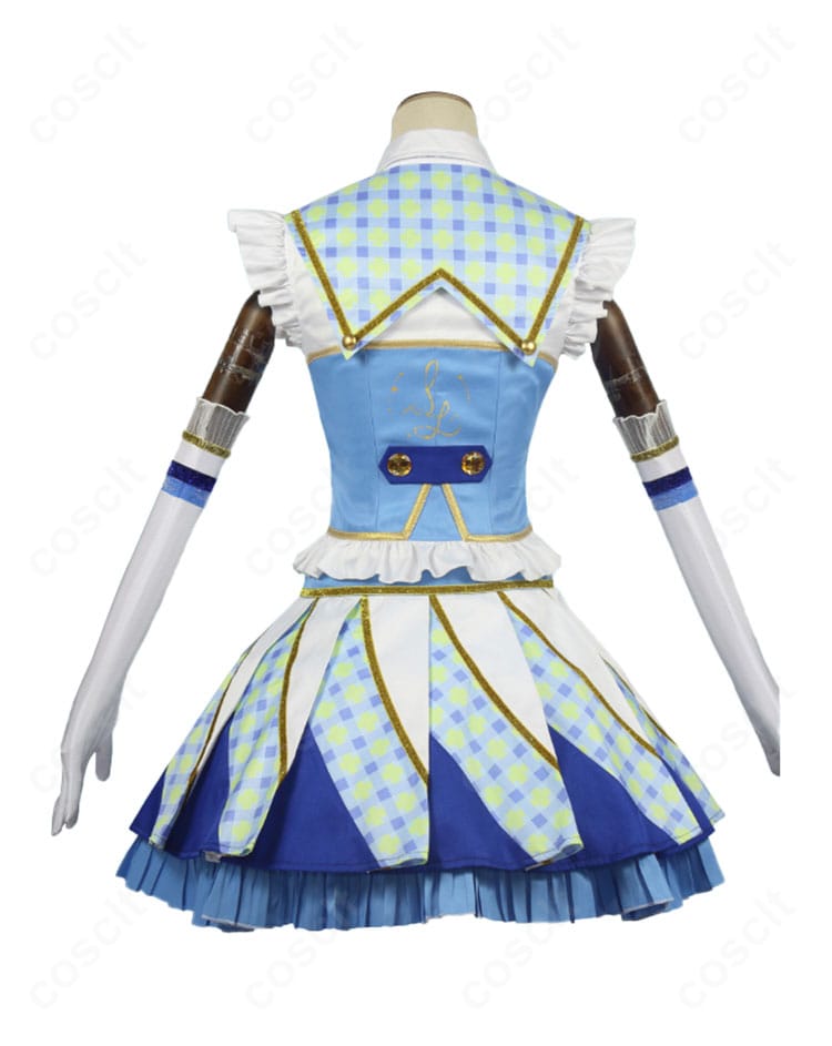 霧矢あおい Soleil版コスプレ衣装の背面。背中のラインとスカートの落ち感、髪飾りとの統一感を詳細に示した画像。