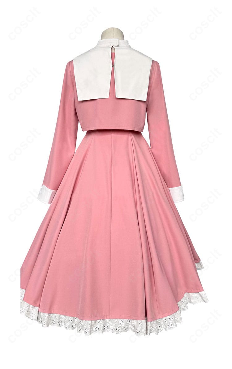 背面全身：大道寺知世 ピンクワンピース衣装のバックデザイン。後ろ姿のラインと縫製の仕上がりを確認できます。