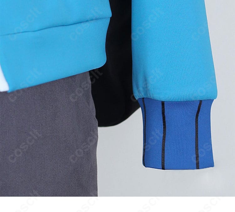 袖口の拡大。カフ部分の形状と縫製、フィット感のバランスが分かる。