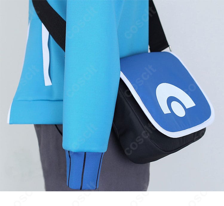 バッグ側面の拡大。サイドの切り替えと立体感が伝わるデザイン。