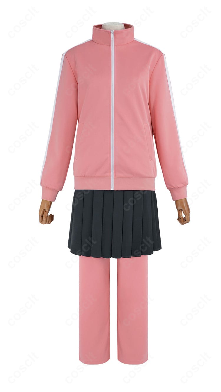 ライブTシャツとジャージの装飾ディテール接写。ロゴ発色と縫製ラインが確認できるカット。