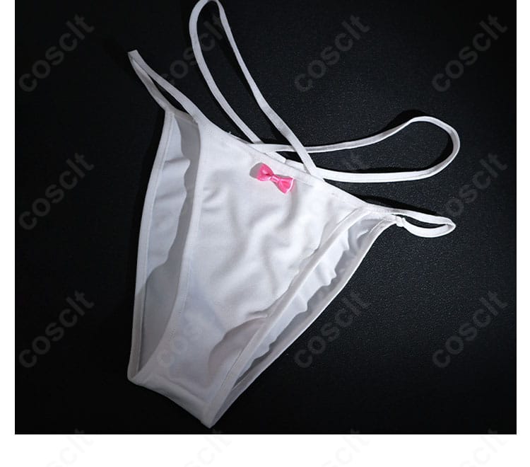 ショーツ部分の装飾と刺繍の詳細。セット一体のデザイン性が分かる画像。