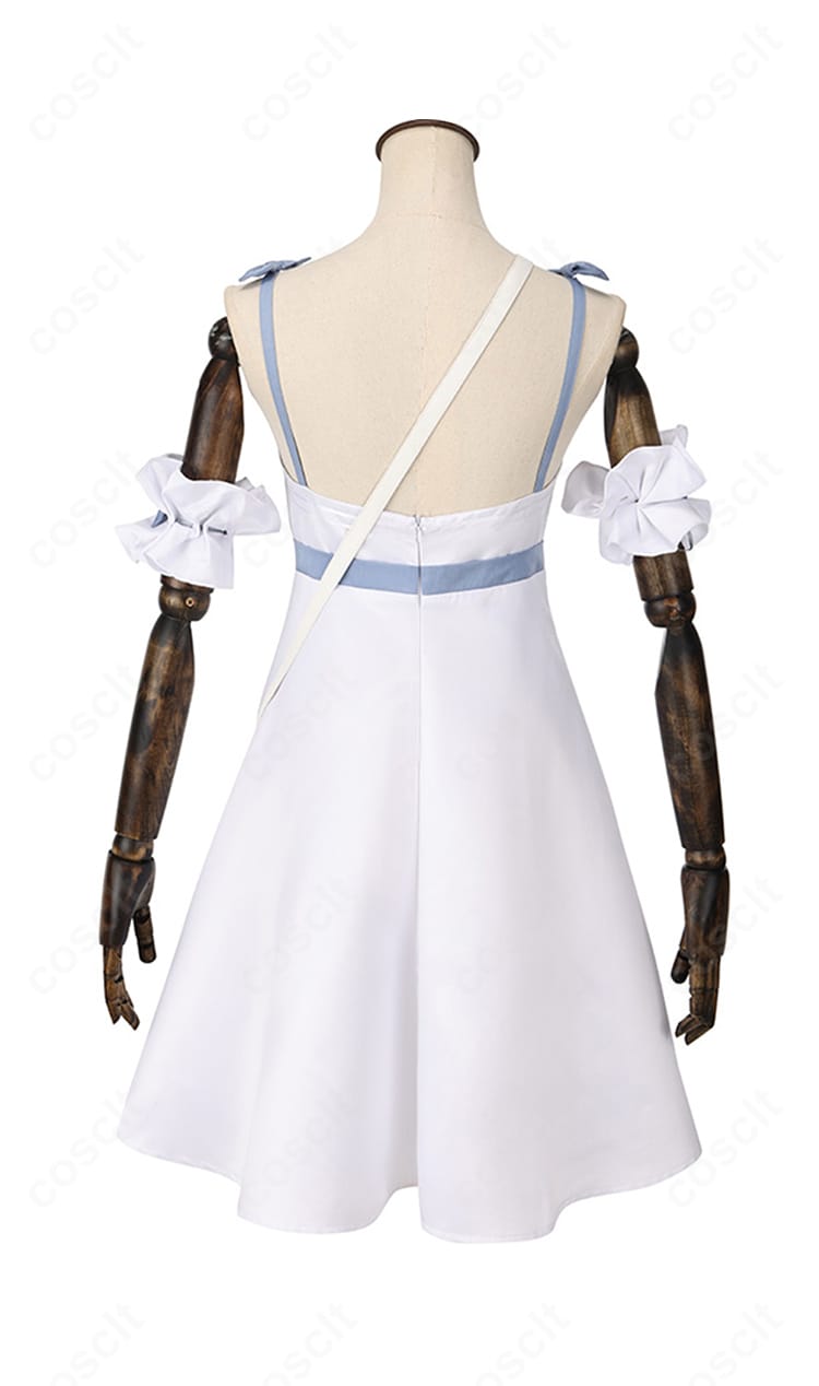 氷室セナ 私服コスプレ衣装の背面。背中の開閉部と装飾配置が分かる画像。